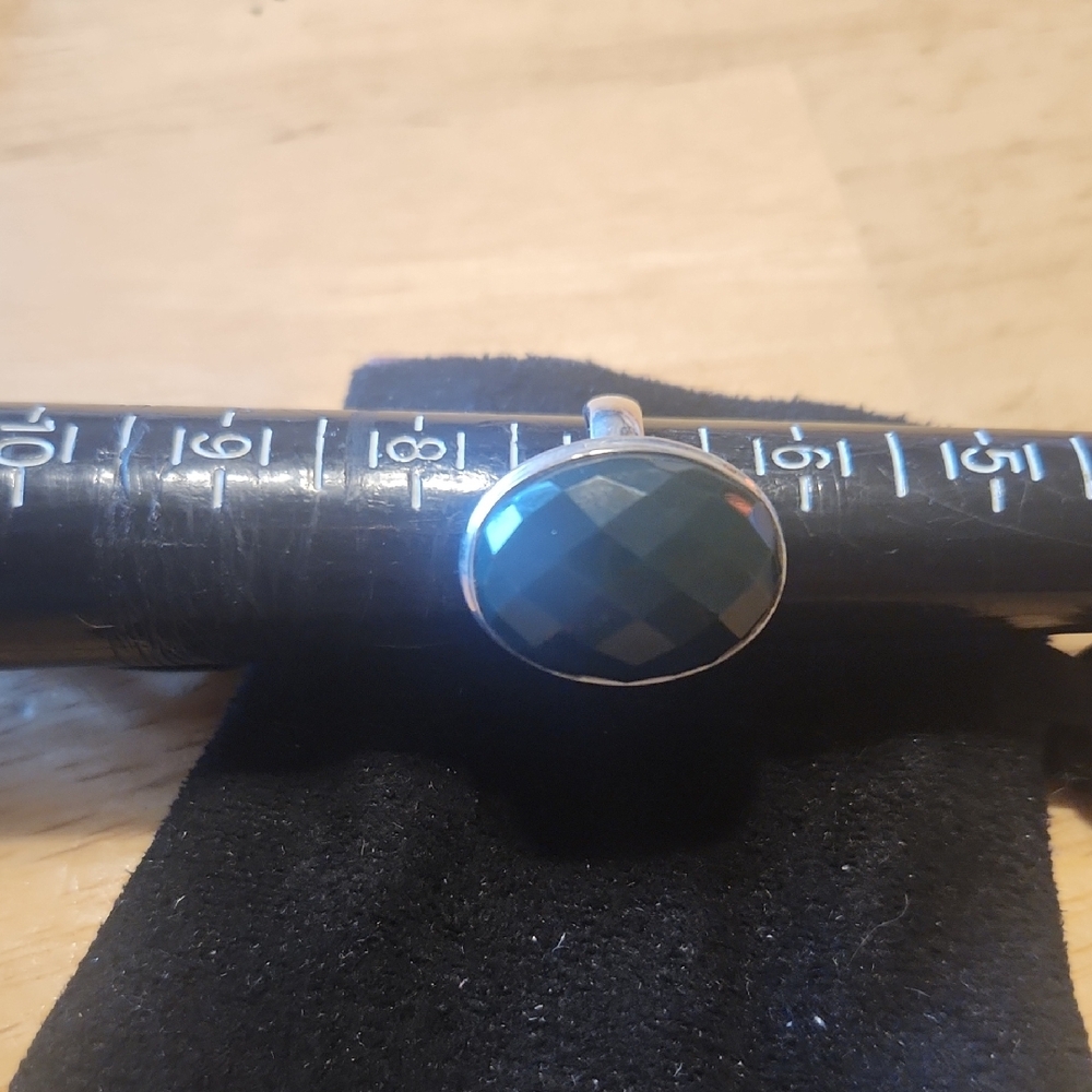 Sleek Black Stone Jewelry Ring